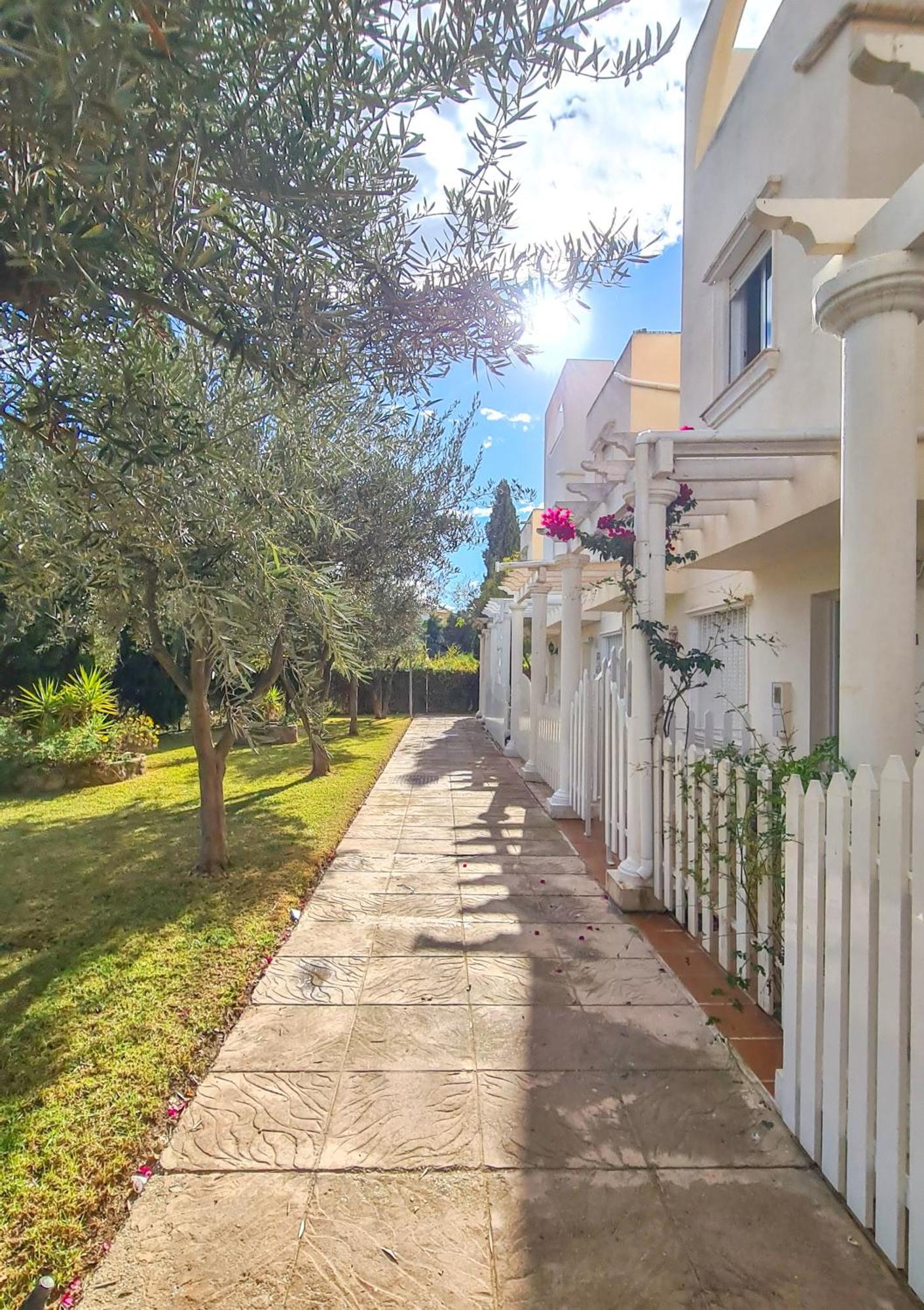 Garden Vistas. Hermoso Duplex Con Patio, Solarium Y Piscina. L'Île-Rousse Dış mekan fotoğraf